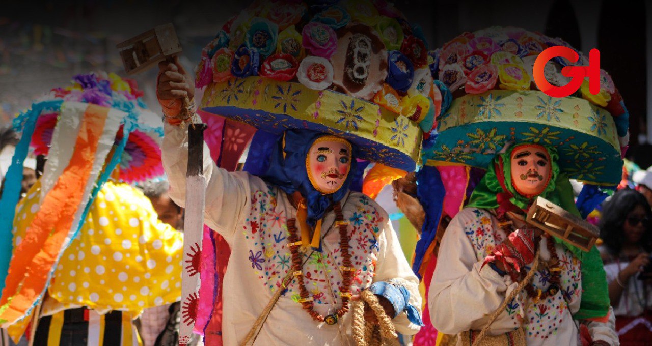 Tlaxcala se alista para su tradicional carnaval, desfile lleno de color y tradición